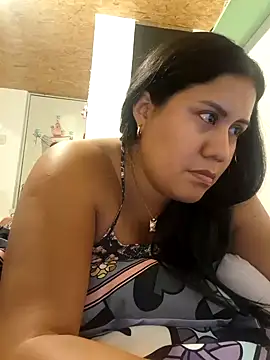 Snapshot of KasiaVenus_ chatting on 01/24/25, 03:43 KasiaVenus  online show from 01/24/25, 03:43