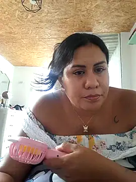 Snapshot of KasiaVenus_ chatting on 02/13/25, 09:49 KasiaVenus  online show from 02/13/25, 09:49