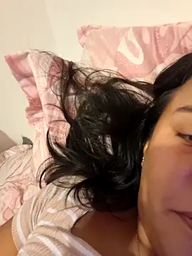 Snapshot of KasiaVenus_ chatting on 10/15/25, 02:44 KasiaVenus  online show from 10/15/25, 02:44