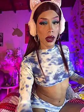Snapshot of Alexa_Chanell_Oficial chatting on 06/17/26, 10:39 Alexa Chanell Oficial online show from 06/17/26, 10:39