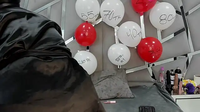 Catherinee69 x online show from 02/15/25, 08:33