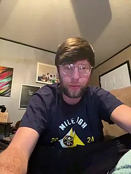 Snapshot of denverfwb chatting on 12/12/24, 11:14 denverfwb online show from 12/12/24, 11:14