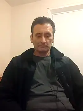 Snapshot of Viause_Kentauelle chatting on 01/19/25, 07:26 Viause Kentauelle online show from 01/19/25, 07:26