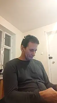 Snapshot of Viause_Kentauelle chatting on 02/08/25, 11:02 Viause Kentauelle online show from 02/08/25, 11:02