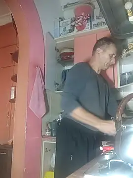 Snapshot of Viause_Kentauelle chatting on 02/17/26, 08:33 Viause Kentauelle online show from 02/17/26, 08:33