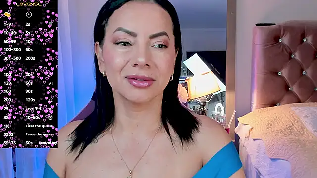 veronika naughty online show from 10/16/25, 02:18