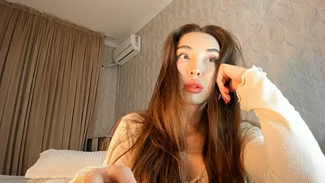 Snapshot of heyheyneko chatting on 12/14/25, 12:27 heyheyneko online show from 12/14/25, 12:27