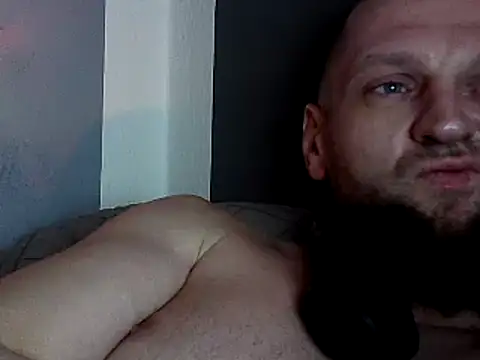 donhulio482 online show from 02/28/25, 06:21