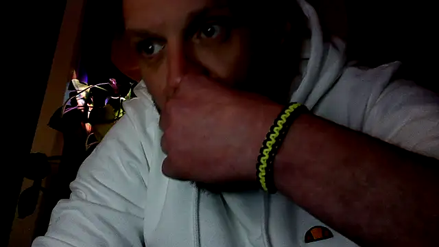 donhulio482 online show from 03/16/25, 01:38