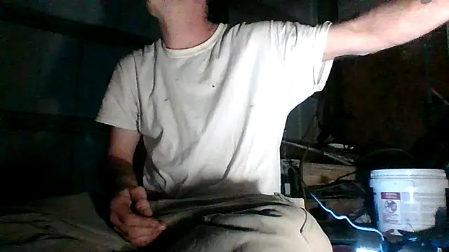 Snapshot of jaxx12369 chatting on 11/25/25, 05:40 jaxx12369 online show from 11/25/25, 05:40