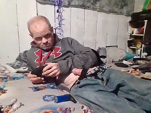 Snapshot of jaxx12369 chatting on 12/02/25, 05:13 jaxx12369 online show from 12/02/25, 05:13