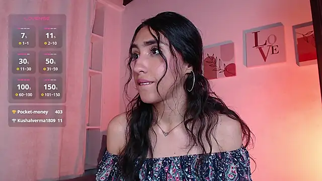 Snapshot of madisex_s chatting on 03/19/25, 06:23 madisex s online show from 03/19/25, 06:23