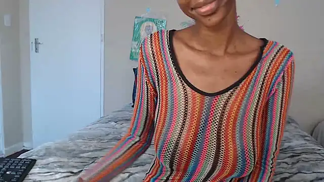 Blacktittiex02 online show from 11/09/25, 03:32