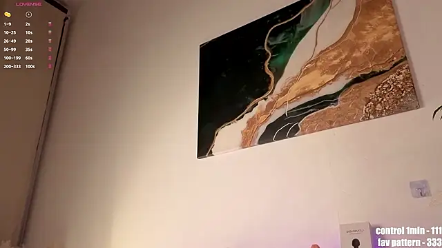 Snapshot of selina_coy chatting on 02/12/26, 09:32 selina coy online show from 02/12/26, 09:32