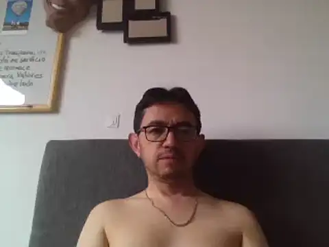 Diptongo online show from 02/26/25, 09:05