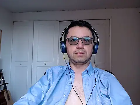 Diptongo online show from 12/01/25, 06:46