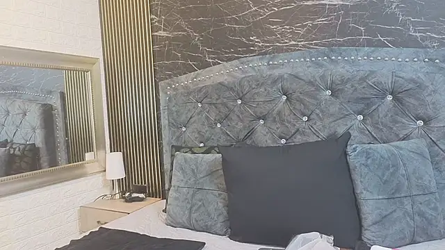 charlotte  G online show from 03/23/26, 11:36