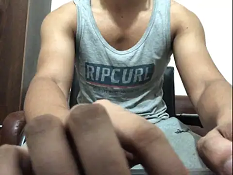 Snapshot of Zeuhorny chatting on 11/27/25, 09:50 Zeuhorny online show from 11/27/25, 09:50