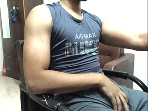 Snapshot of Zeuhorny chatting on 12/01/25, 08:58 Zeuhorny online show from 12/01/25, 08:58