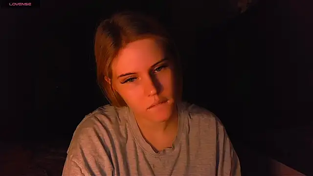 VoluptuousDreams online show from 02/15/25, 03:28