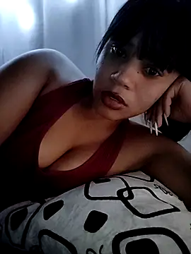 Snapshot of Sexy-manyu chatting on 10/16/25, 04:46 Sexy-manyu online show from 10/16/25, 04:46