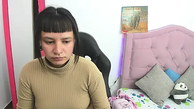 Katalina novoa online show from 02/11/25, 09:56