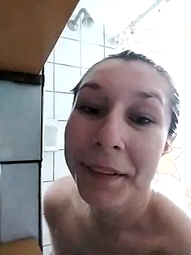 Snapshot of Marye_sony chatting on 11/07/25, 07:58 Marye sony online show from 11/07/25, 07:58