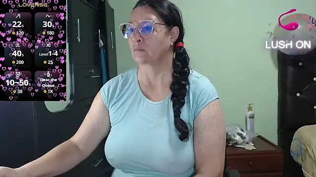Snapshot of hairyglad69 chatting on 10/07/25, 02:47 hairyglad69 online show from 10/07/25, 02:47