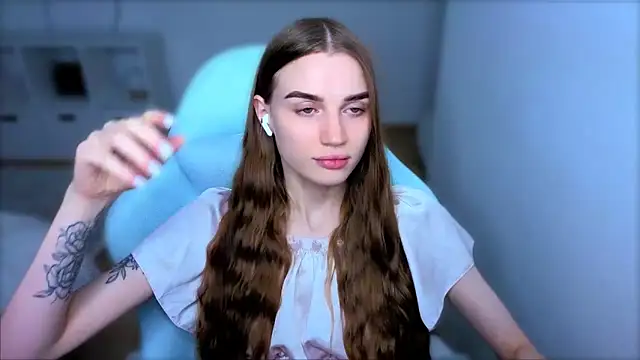 StellaLawless online show from 09/27/25, 08:36