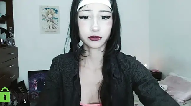 Snapshot of TaraTetsu_ chatting on 02/05/25, 10:33 TaraTetsu online show from 02/05/25, 10:33