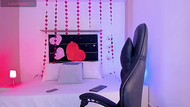 MarilynSmIith online show from 02/18/26, 11:39