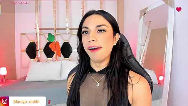 MarilynSmIith online show from 04/01/26, 01:41