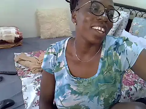 Sweet Bear online show from 04/10/26, 10:20