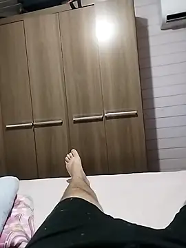 danielsafado222 online show from 02/11/26, 09:09