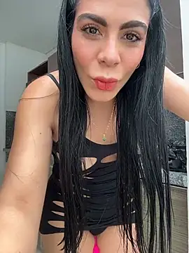 Snapshot of valecruz903 chatting on 10/20/25, 06:08 valecruz903 online show from 10/20/25, 06:08