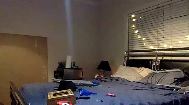 Snapshot of TheOnlyTwinTowers chatting on 12/07/24, 10:23 TheOnlyTwinTowers online show from 12/07/24, 10:23