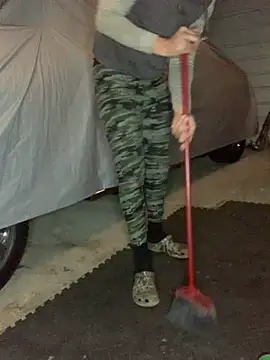 Snapshot of TheOnlyTwinTowers chatting on 03/19/25, 05:30 TheOnlyTwinTowers online show from 03/19/25, 05:30