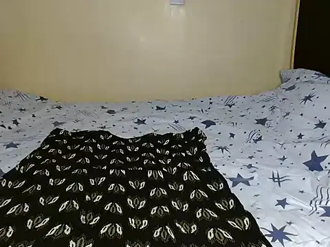 Snapshot of sexxytracy chatting on 02/22/25, 04:29 sexxytracy online show from 02/22/25, 04:29