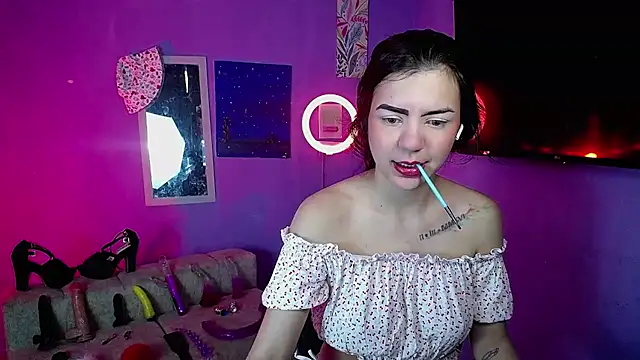 IsisRouse online show from 09/16/25, 02:07