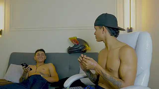 Paradise boy s online show from 01/30/25, 02:27