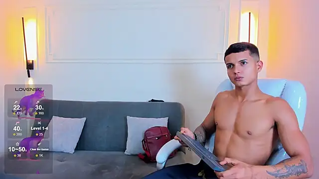 Paradise boy s online show from 01/16/26, 07:51