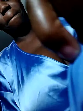 Snapshot of Bigchoccojugsxx chatting on 02/10/26, 08:02 Bigchoccojugsxx online show from 02/10/26, 08:02