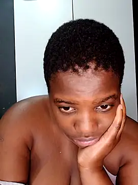 Snapshot of Bigchoccojugsxx chatting on 02/16/26, 09:55 Bigchoccojugsxx online show from 02/16/26, 09:55