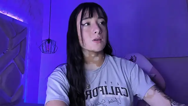 Snapshot of dayana_harlow2 chatting on 12/06/24, 06:28 dayana harlow2 online show from 12/06/24, 06:28