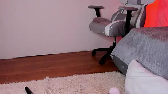 Snapshot of dayana_harlow2 chatting on 02/11/25, 04:02 dayana harlow2 online show from 02/11/25, 04:02