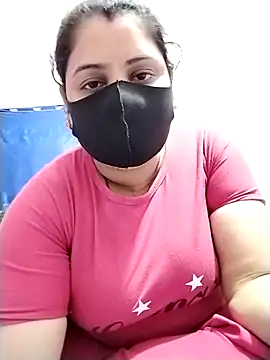 Snapshot of Ruksar-Pathan chatting on 02/16/25, 07:48 Ruksar-Pathan online show from 02/16/25, 07:48