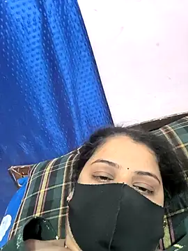 Snapshot of Ruksar-Pathan chatting on 03/11/25, 08:20 Ruksar-Pathan online show from 03/11/25, 08:20