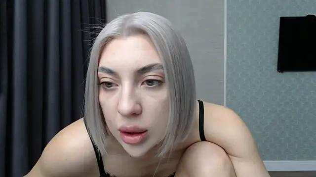 hot-sasha9 online show from 02/04/25, 05:12