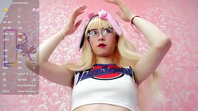 NEZUKO MITSURI online show from 04/16/26, 04:30