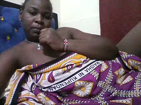 Snapshot of Africana20 chatting on 09/14/25, 01:27 Africana20 online show from 09/14/25, 01:27